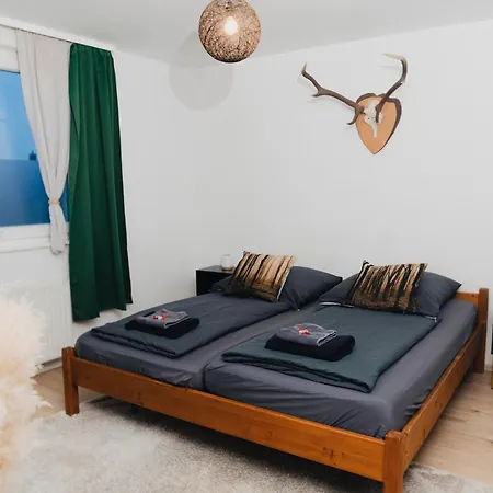 Voll Ausgestattete 3 Mit 2 Schlafzimmer 公寓 *